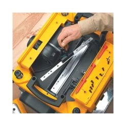 DeWalt® 13 Inch Planer -Professional Power Tool Supply Store b69ff3ff 6c23 4ee0 9640 8c2582d1eb32